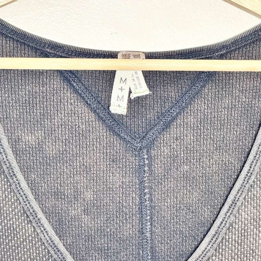 Free People We the free Art School Thermal V-Neck Button Cuff Top Sz M